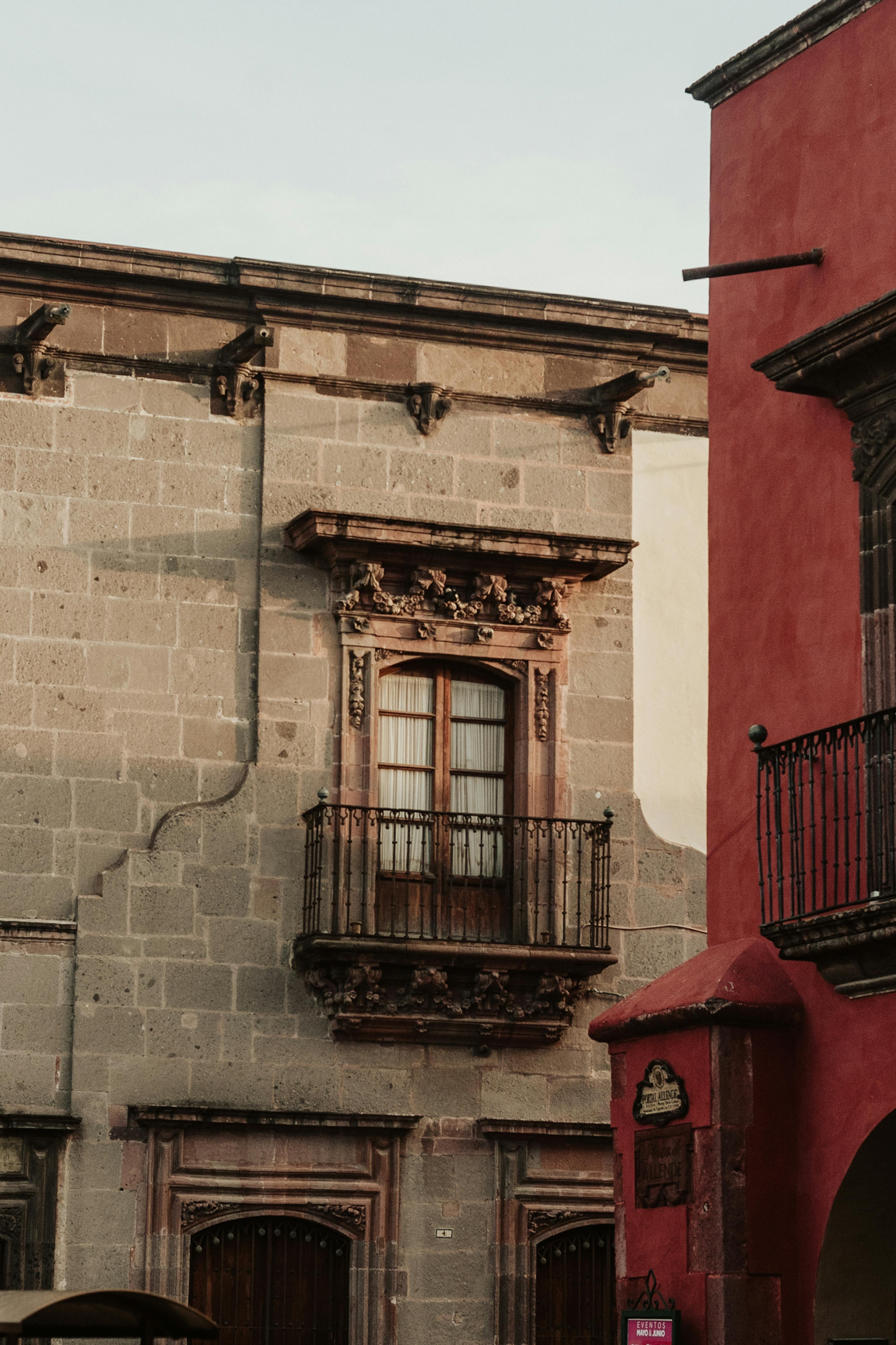 Ventana corrediza básica